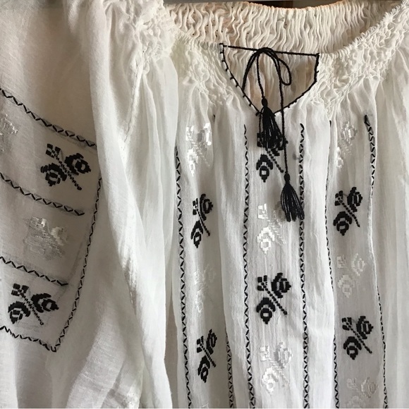 Bohemian Embroidered White Top - Picture 7 of 8